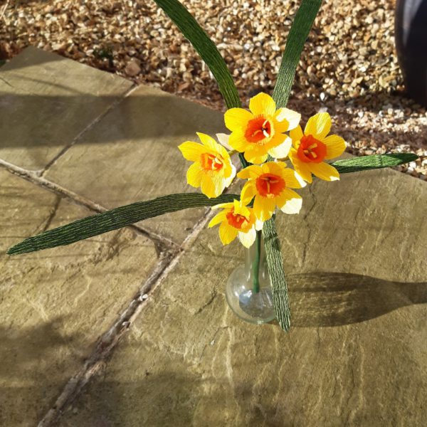 Narcissus - Paper flowers from 3C Jewellery